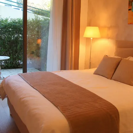 Apartment Le Refuge De Diane Nice